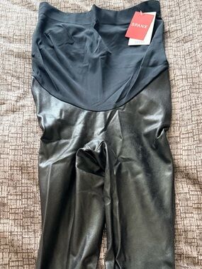 SPANX Black Faux-Leather Maternity Leggings